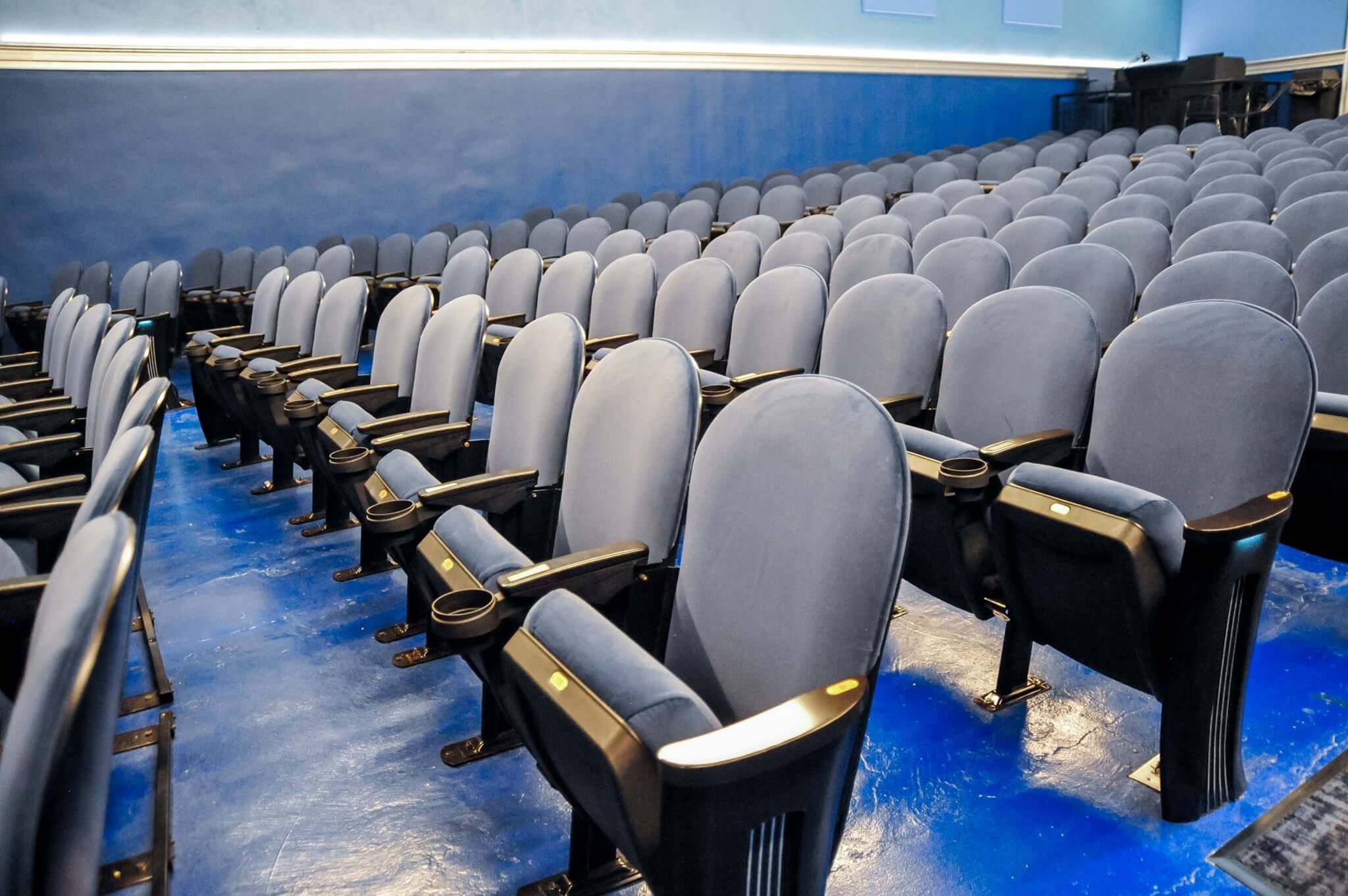 Planning to See a Movie on Christmas? Here Are 8 Independent Theaters to Go to in Virginia