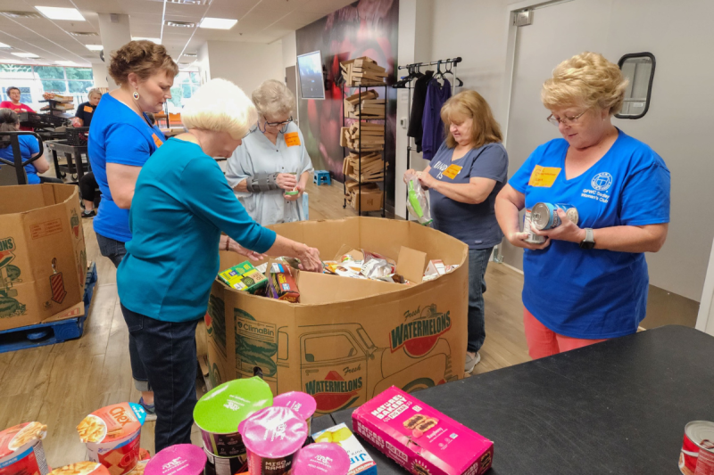 Where to Volunteer and How to Cultivate Community in Hampton Roads