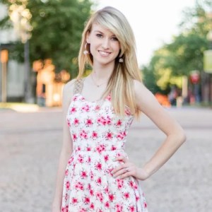 Portrait of Amie Knowles