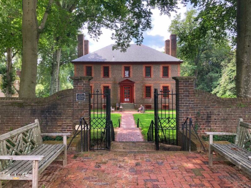 Get enchanted by these 10 castles & manor houses in Virginia